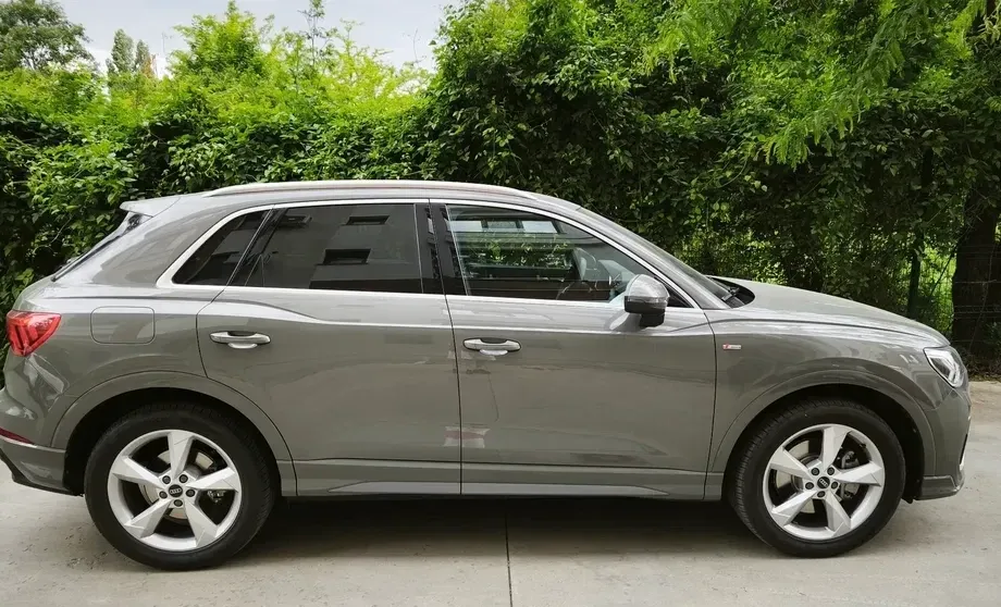 Audi Q3 F3 2.0 40 TFSI S tronic quattro S Line — imagine 4