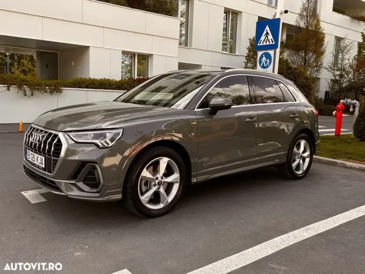 Audi Q3 F3 2.0 40 TFSI S tronic quattro S Line