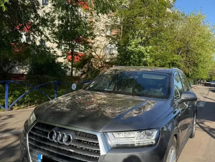 Audi Q7 4M