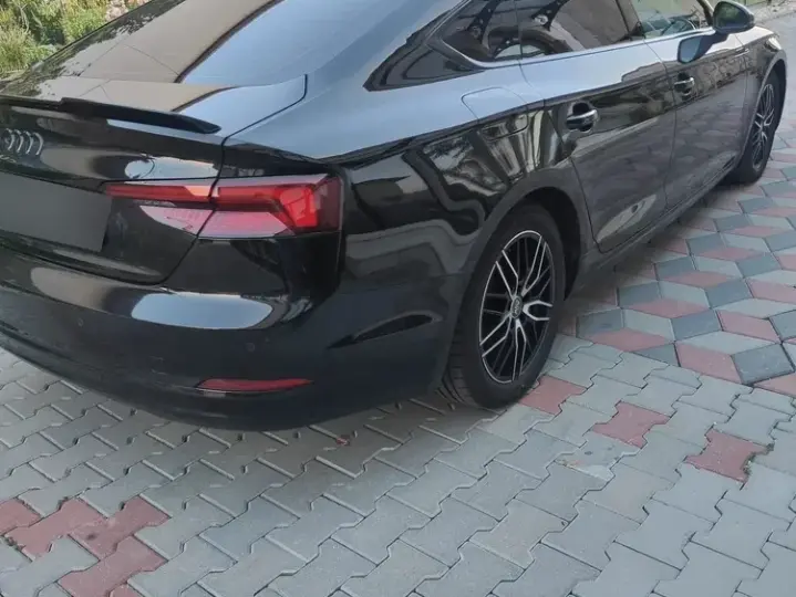Audi A5 Sportback F5 2.0 TDI