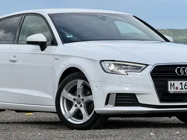 Audi A3 Sportback 8V 2.0 TDI S tronic S line Sportpaket