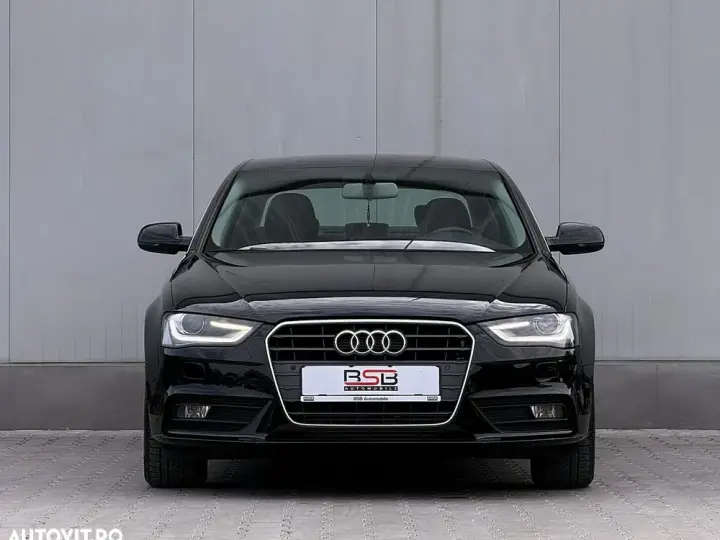 Audi A4 Limuzina B8 2.0 TDI DPF multitronic Attraction