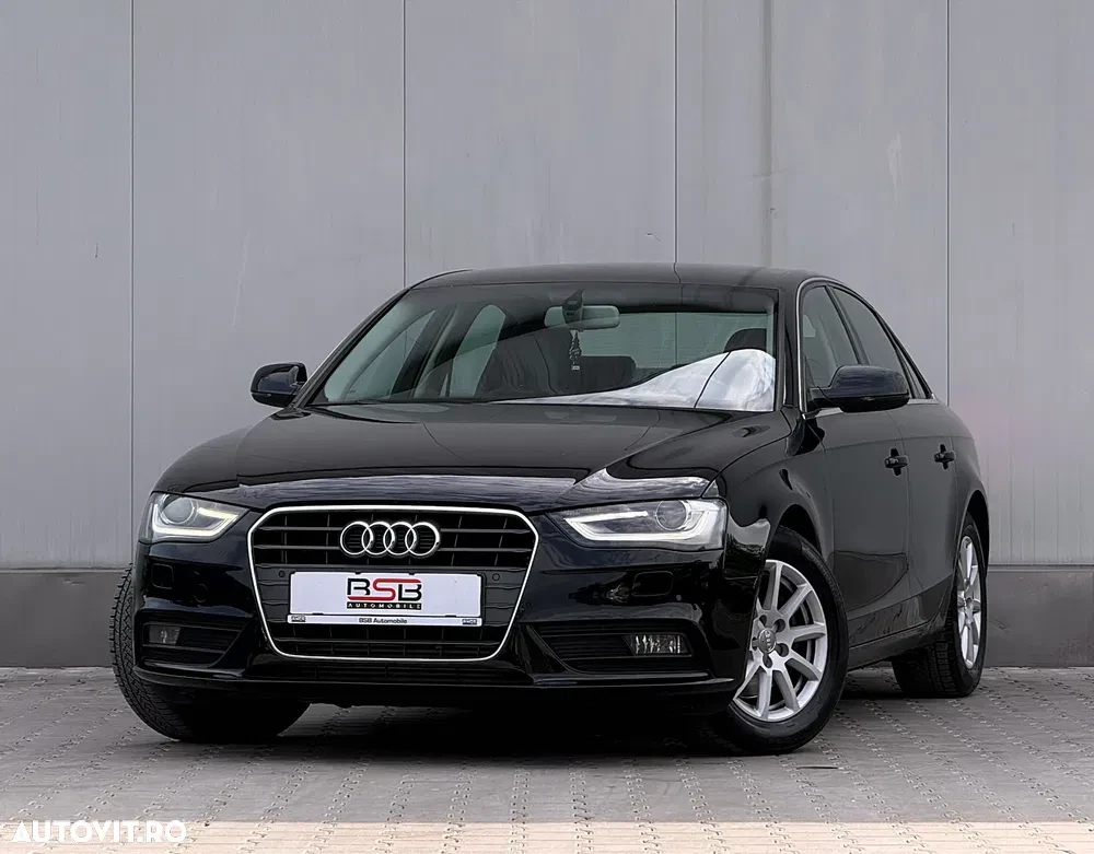 Audi A4 Limuzina B8 2.0 TDI DPF multitronic Attraction