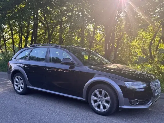 Audi A4 Allroad B8 2.0 TDI