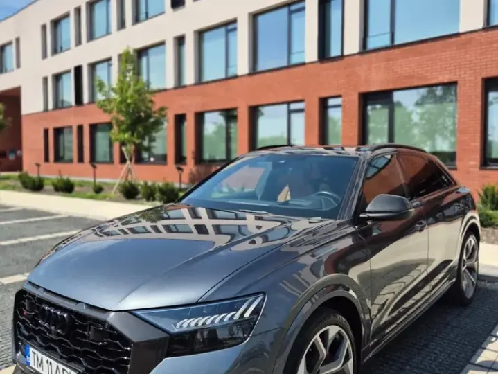 Audi RS Q8