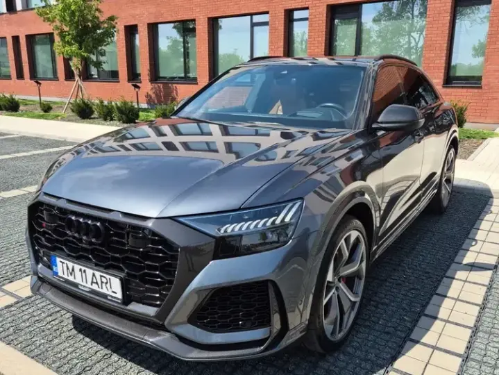 Audi RS Q8