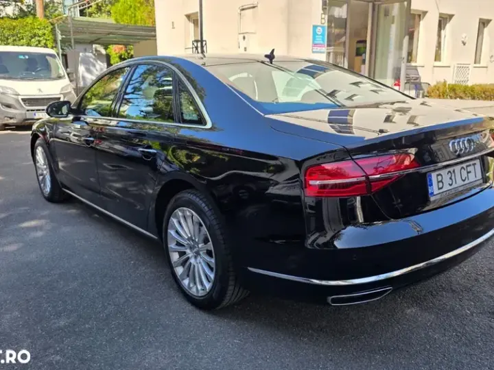 Audi A8 D4