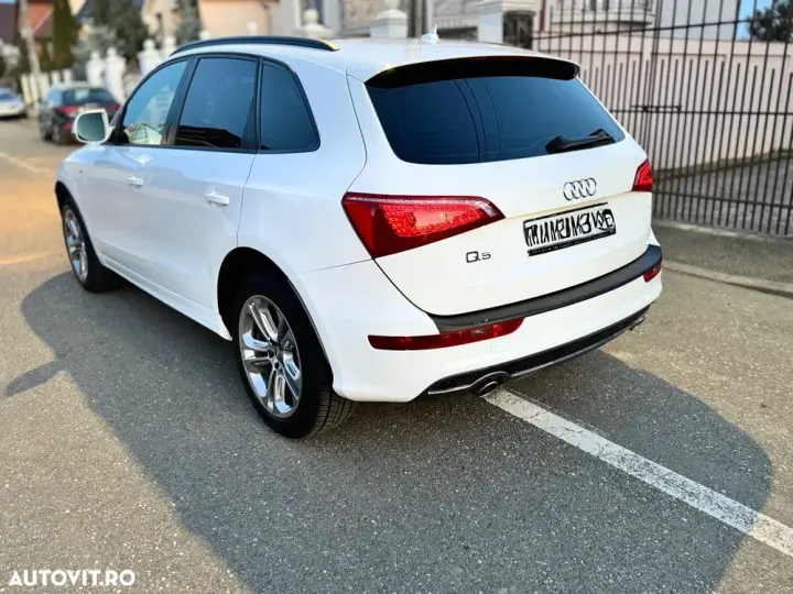 Audi Q5 8R