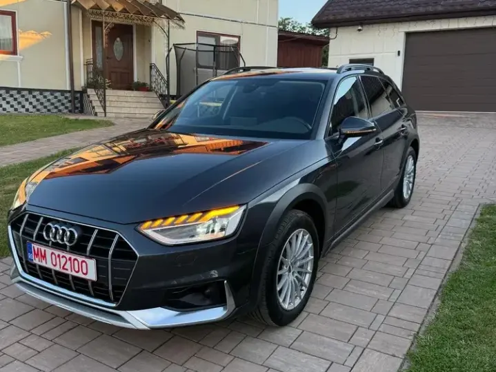 Audi A4 Allroad B9 2.0 TDI S tronic