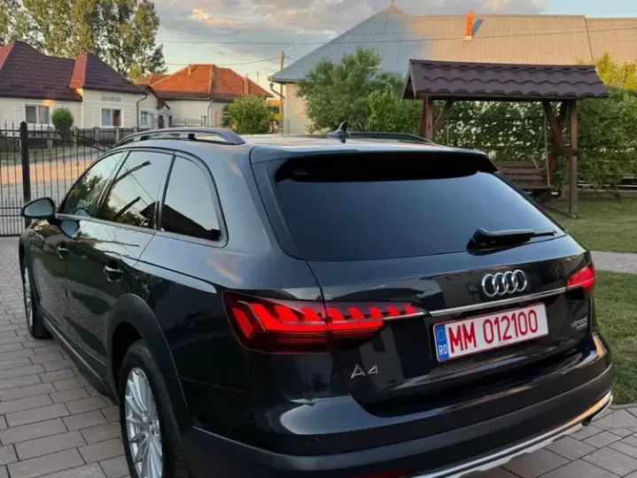 Audi A4 Allroad B9 2.0 TDI S tronic
