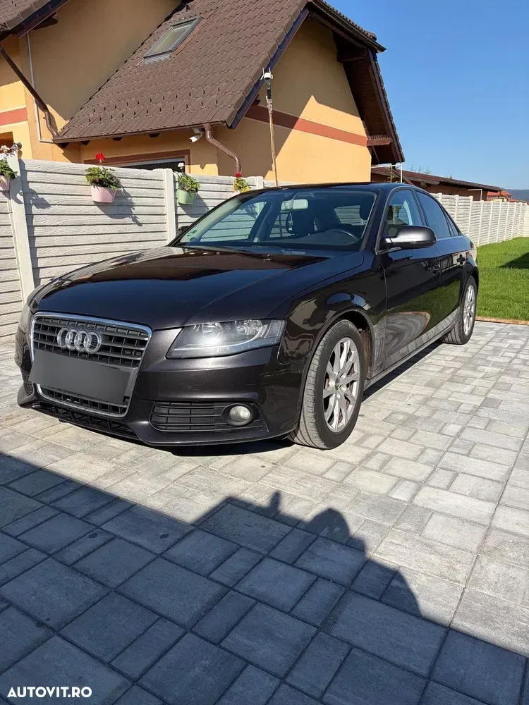 Audi A4 Limuzina B8 2.0 TDI B8 — imagine 2
