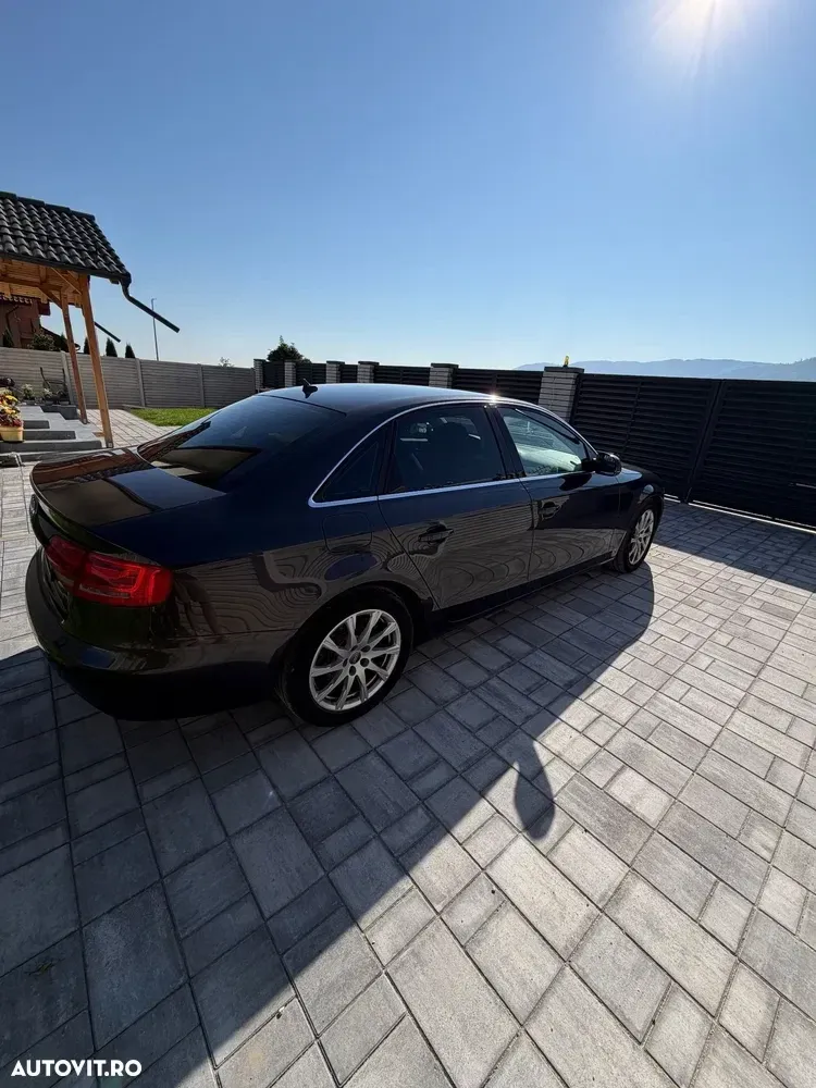 Audi A4 Limuzina B8 2.0 TDI B8 — imagine 5