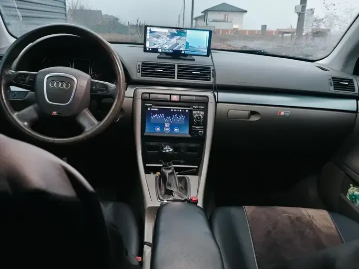 Audi A4 Limuzina B7