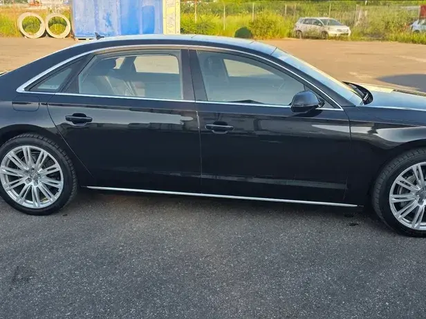 Audi A8 D4