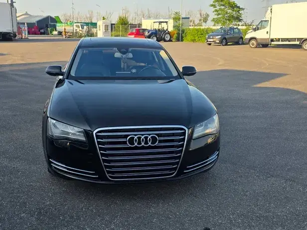 Audi A8 D4