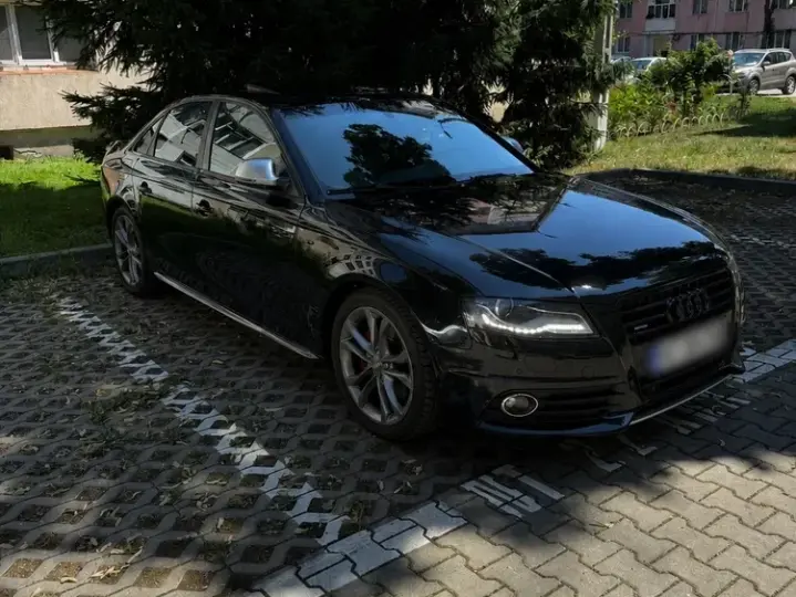 Audi A4 Limuzina B8