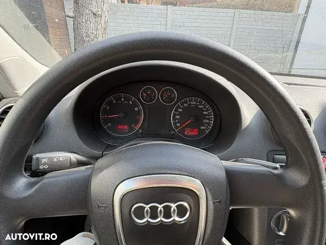 Audi A3 Sportback 8P 1.6 Ambiente