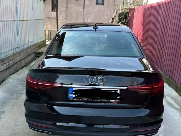 Audi A4 Limuzina 35 TFSI S tronic MHEV Advanced
