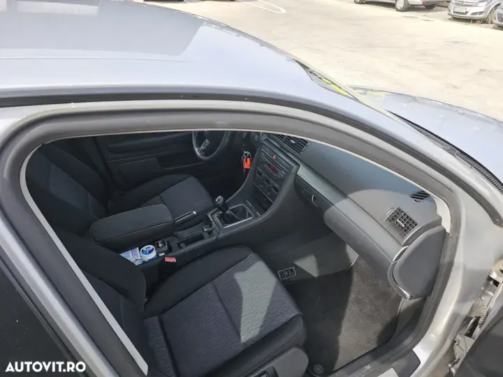 Audi A4 Limuzina B7 2.0