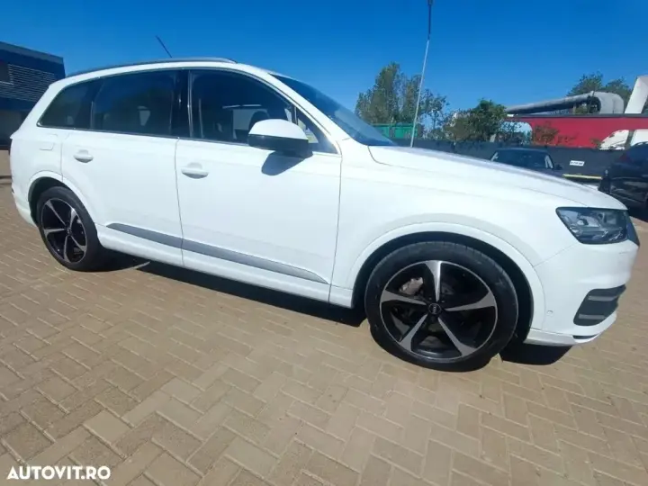 Audi Q7 4M