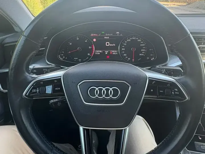 Audi A6 C8 2.0 40 TDI S tronic Basic