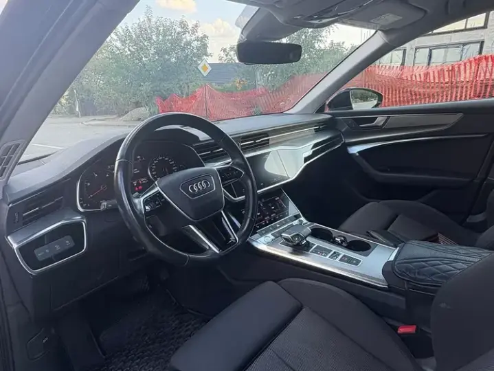 Audi A6 C8 2.0 40 TDI S tronic Basic
