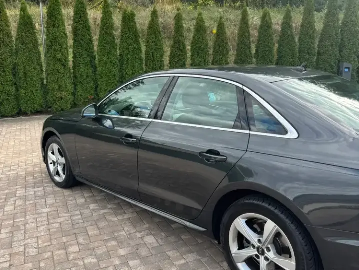 Audi A4 Limuzina B9 30 TDI S tronic MHEV S Line