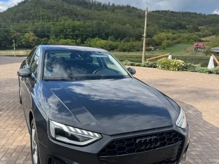 Audi A4 Limuzina B9 30 TDI S tronic MHEV S Line