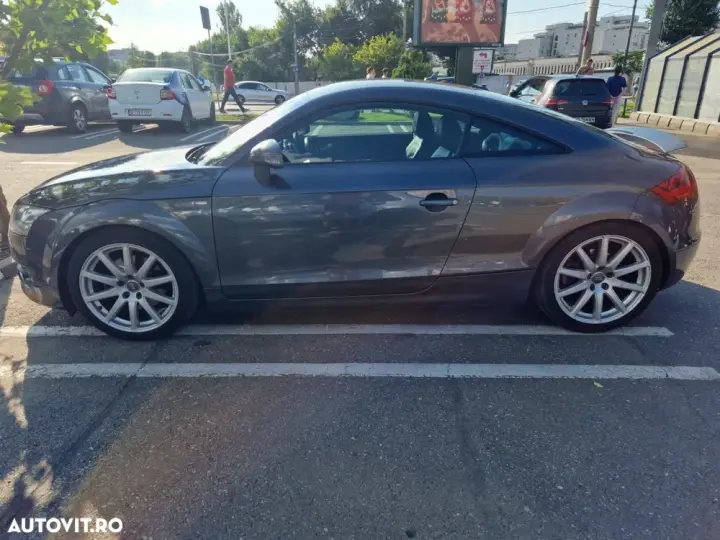 Audi TT 8J