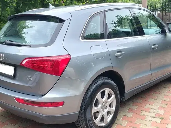Audi Q5 8R