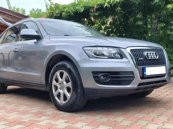 Audi Q5 8R