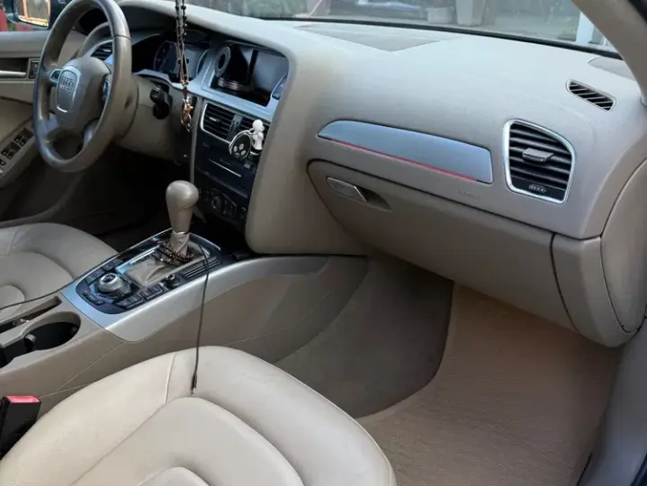 Audi A4 Limuzina B8 2.0 TDI B8 Multitronic