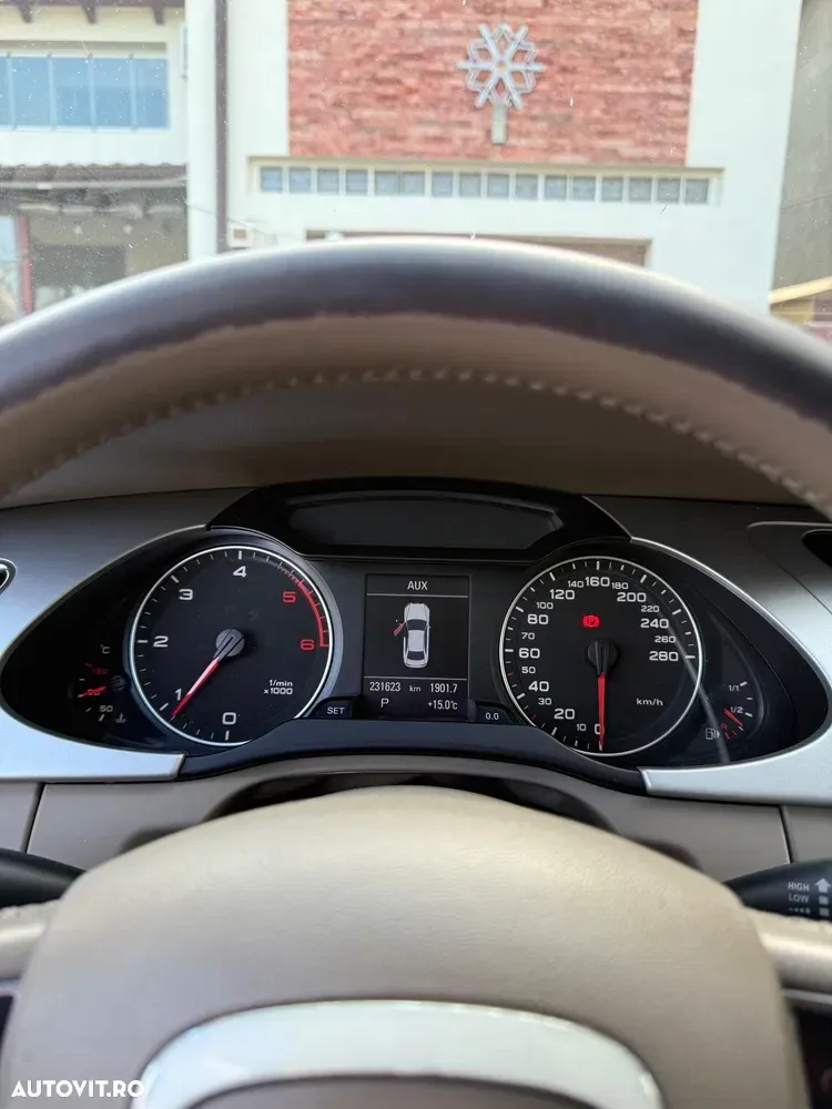 Audi A4 Limuzina B8 2.0 TDI B8 Multitronic — imagine 4