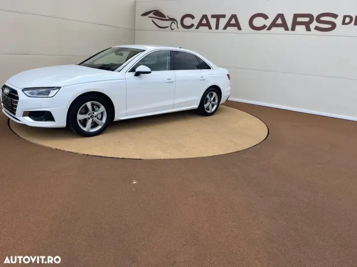 Audi A4 Limuzina B9 40 TFSI S tronic advanced