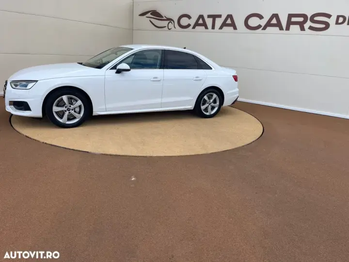 Audi A4 Limuzina B9 40 TFSI S tronic advanced