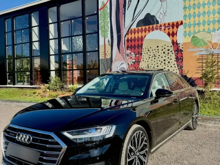 Audi A8 D5 L 50 TDI quattro tiptronic