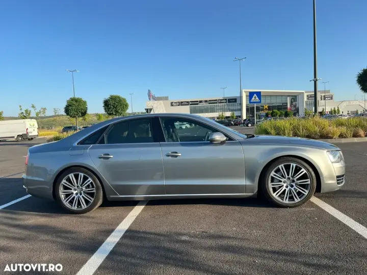 Audi A8 D4