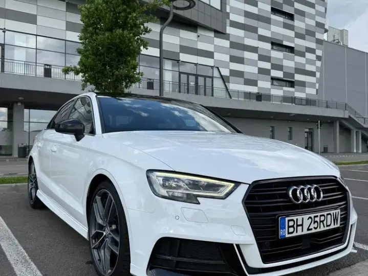 Audi A3 Limuzina 8V 2.0 TDI S tronic S line Sportpaket