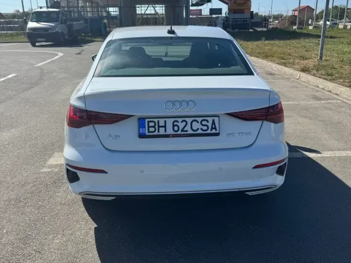 Audi A3 Limuzina 8Y 1.5 35 TFSI MHEV S tronic Advanced