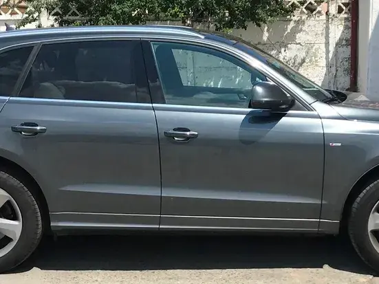 Audi Q5 8R 3.0 TDI quattro S tronic