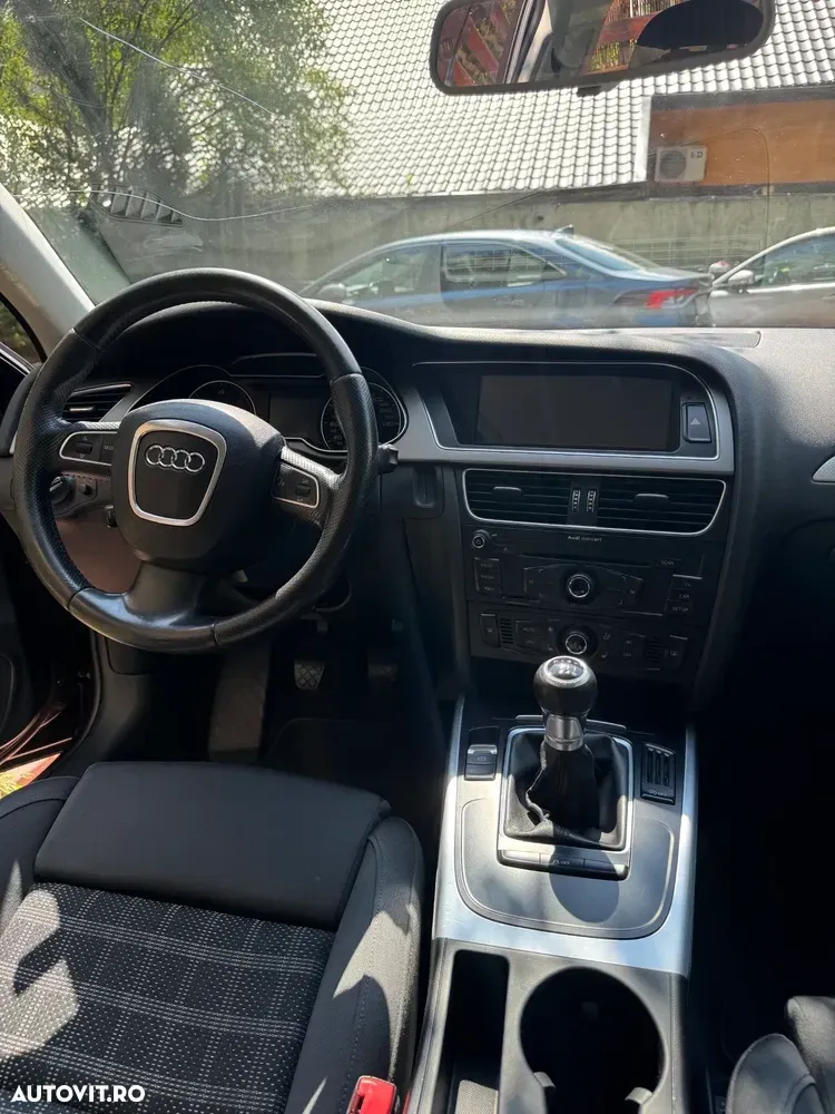 Audi A4 Limuzina B8 2.0 TDI B8 Quattro — imagine 6