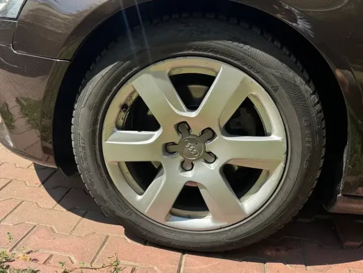 Audi A4 Limuzina B8 2.0 TDI B8 Quattro