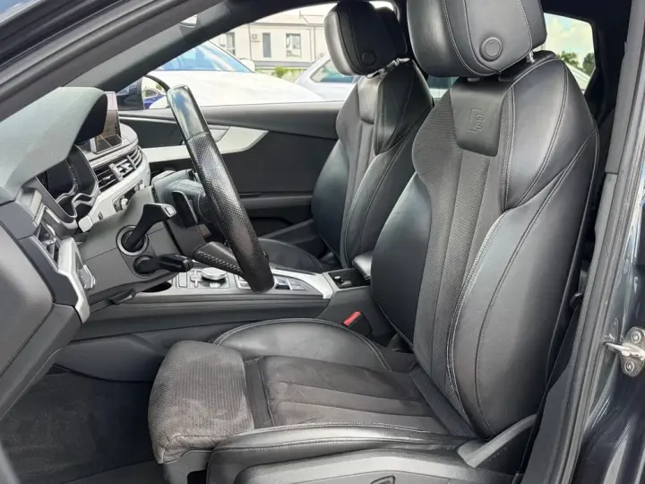 Audi A4 Limuzina B9 2.0 TDI quattro S tronic Sport