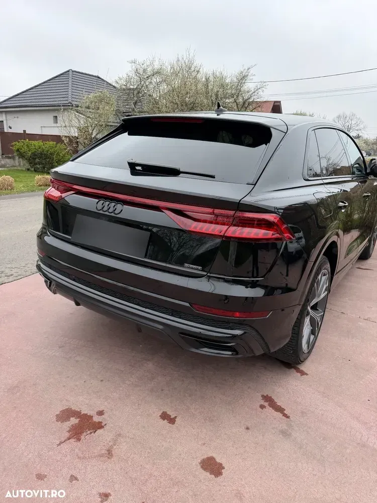 Audi Q8 55 TFSI quattro Tiptronic MHEV — imagine 2