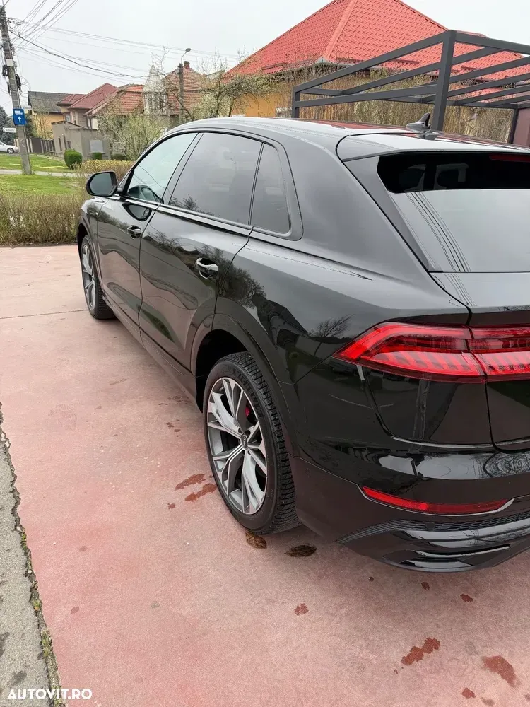Audi Q8 55 TFSI quattro Tiptronic MHEV — imagine 6