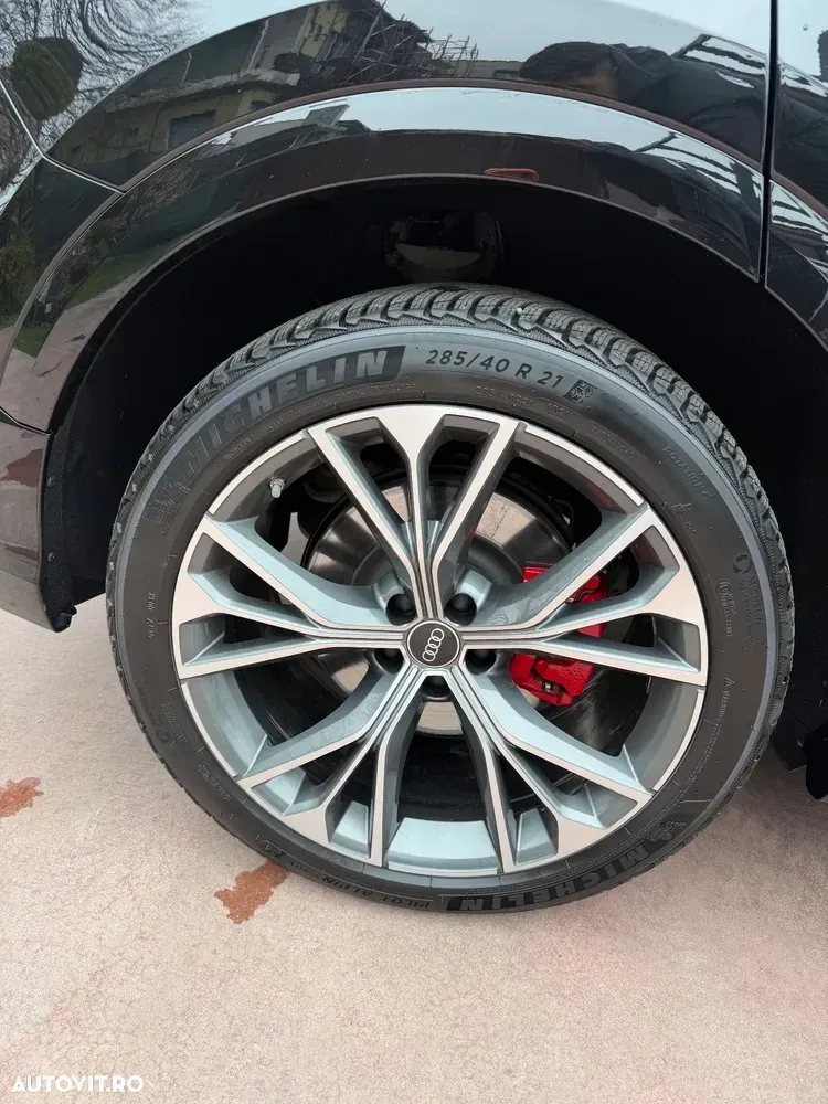 Audi Q8 55 TFSI quattro Tiptronic MHEV — imagine 3