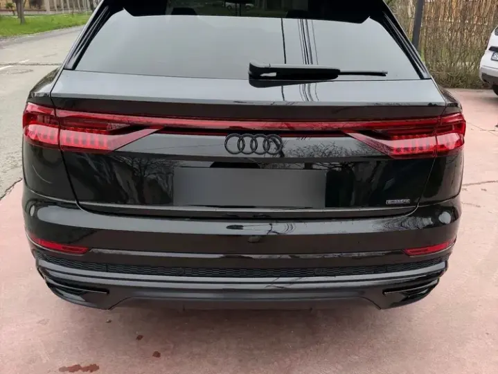 Audi Q8 55 TFSI quattro Tiptronic MHEV