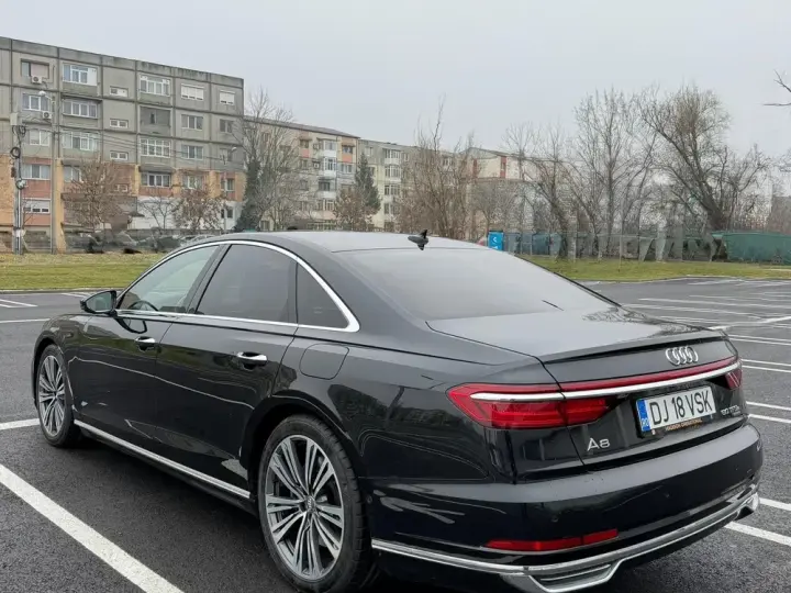 Audi A8 D5 60 TFSI e quattro tiptronic