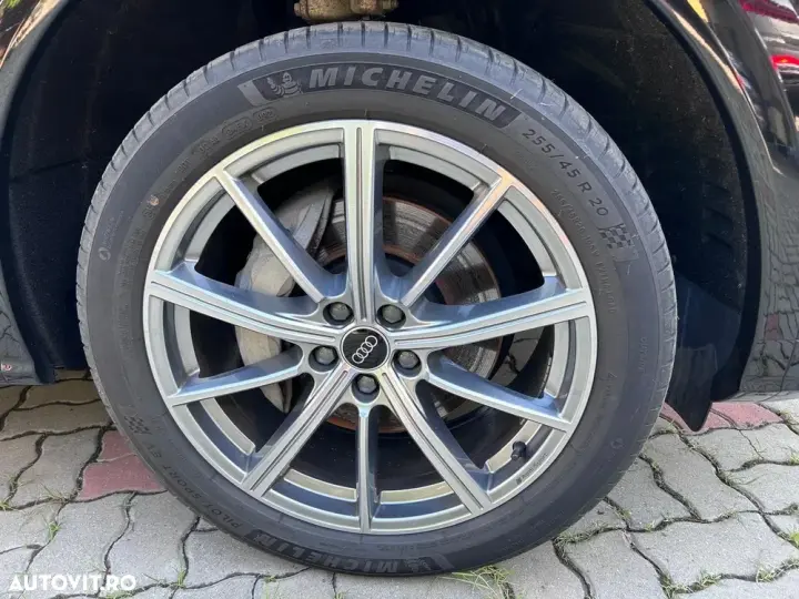 Audi Q5 FY 55 TFSI e quattro S tronic PHEV S Line