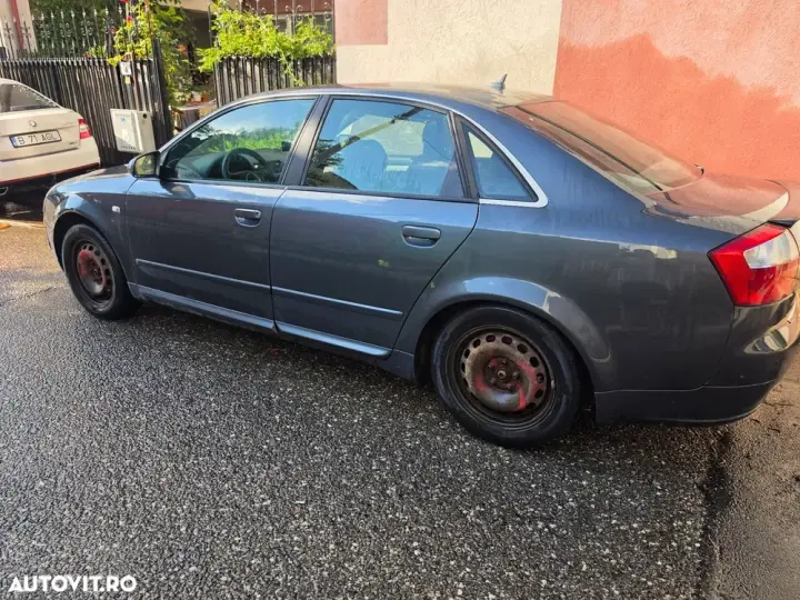 Audi A4 Limuzina B6